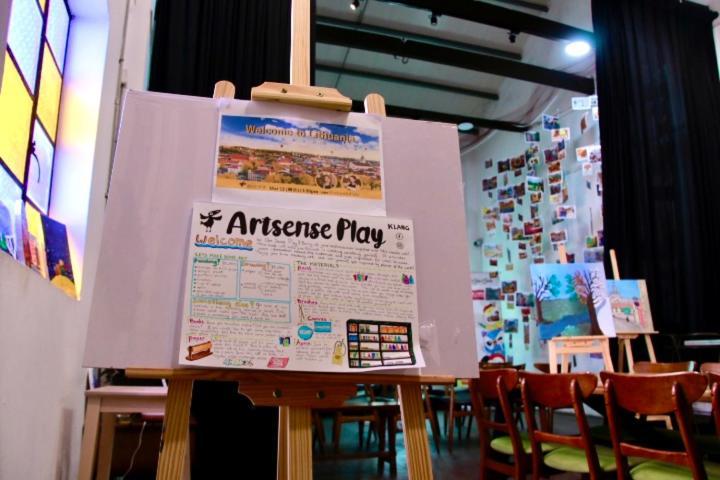 Artsense Play, Klang Hotel Exterior foto